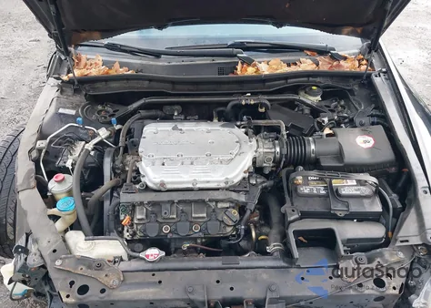 2011 Honda Accord 3.5 Ex-L из США, поврежденный, VIN 1HGCP3F8XBA008211